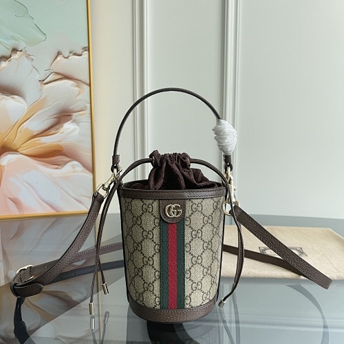GUCCI   0076