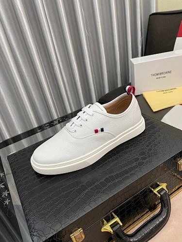 THOM BROWNE  Size:38-45 (6)