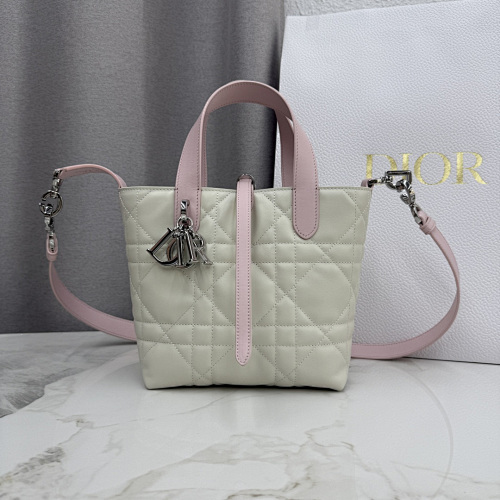 DIOR 0101