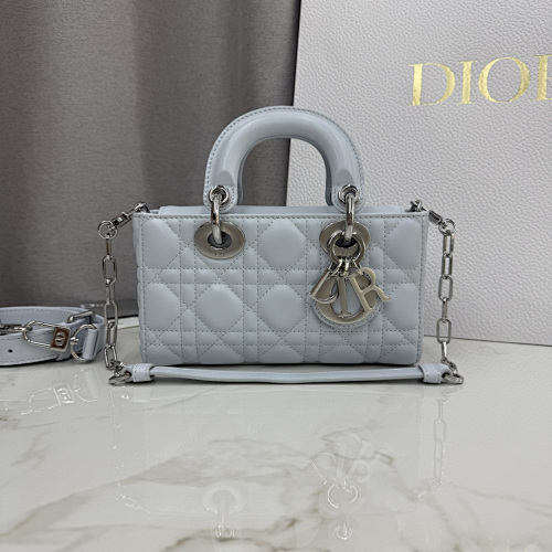 DIOR 0097