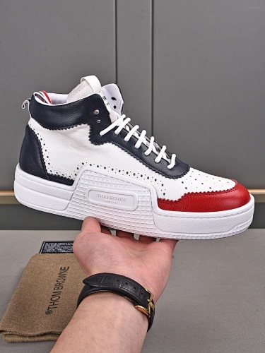 THOM BROWNE  Size:38-45 (3)