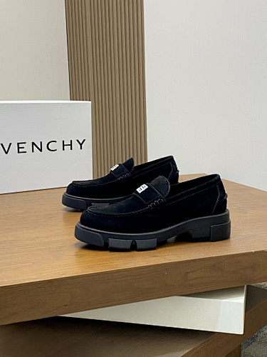 GIVENCHY  0016