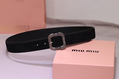 MIUMIU   0011