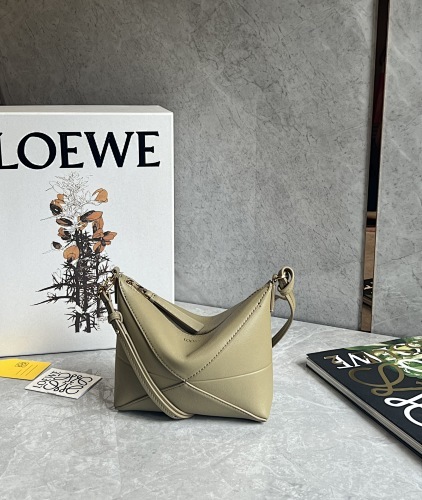 Loewe    0004