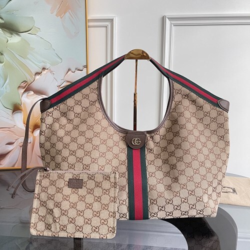 GUCCI   0043