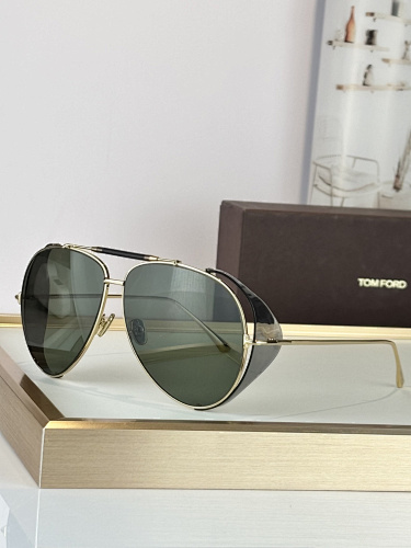 TOM FORD  0073
