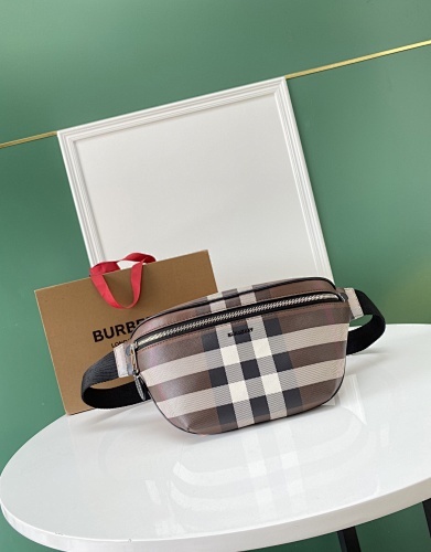 BURBERRY  0261