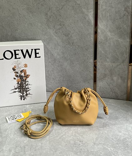 Loewe    0103