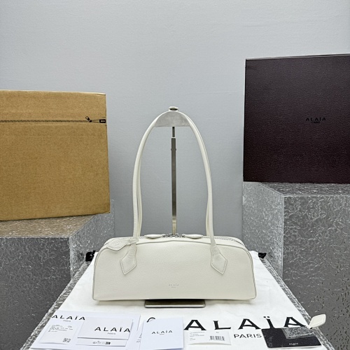 Alaia0023