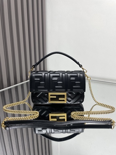 FENDI  0040