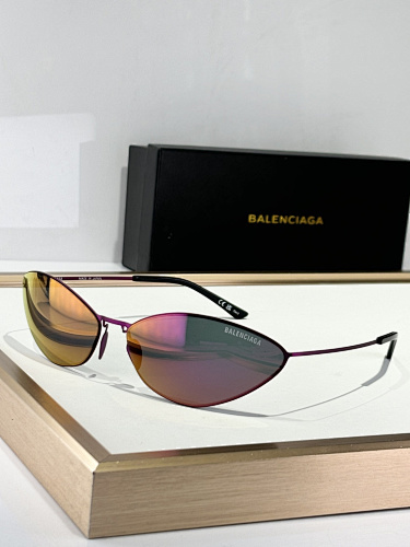 Balenciaga 056