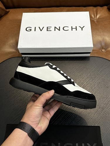 GIVENCHY  0064