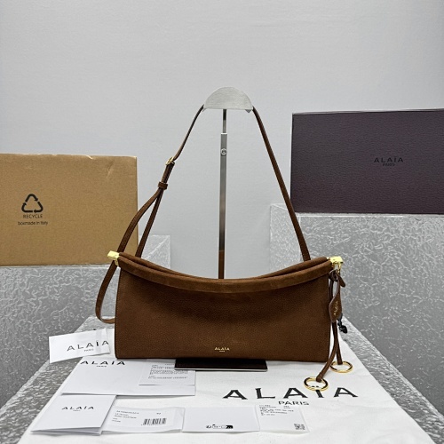 Alaia0022