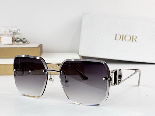 DIOR0067