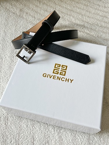 GIVENCHY  0001