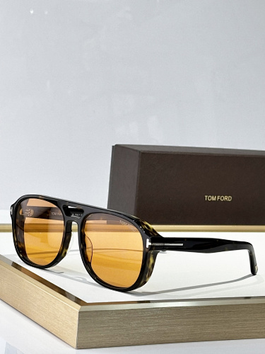 TOM FORD  0059