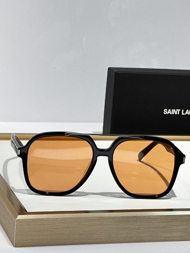 SAINTLAURENT 0025